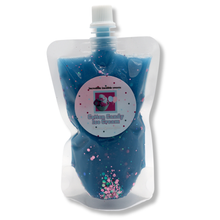 Load image into Gallery viewer, Year Round Collection Squeeze Wax Pouches - 6.5 Oz.
